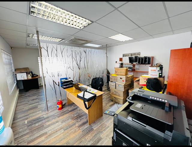 472M² OFFICE FOR SALE IN NELSPRUIT EXT 2